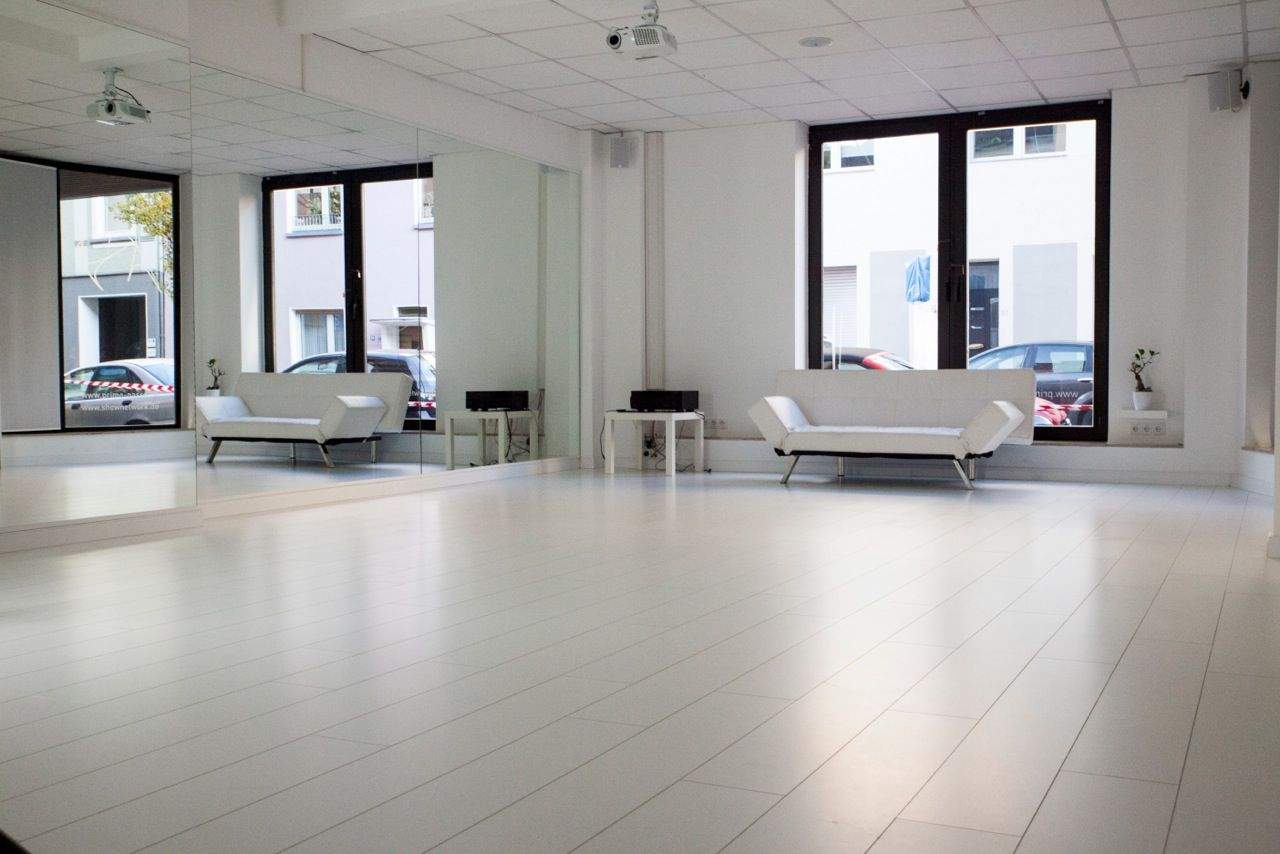 Thumbnail-Renoviertes 130qm-Büro fläche mit All-Incl.-Service zu Top-Preis - All-in-Miete