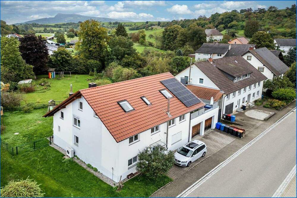 Thumbnail-Tolles 2-Fam-Haus m. großzüg. Grundstück,Doppel-Garage, Wärmepumpe u. Solar, ideale u. ruhige Lage!