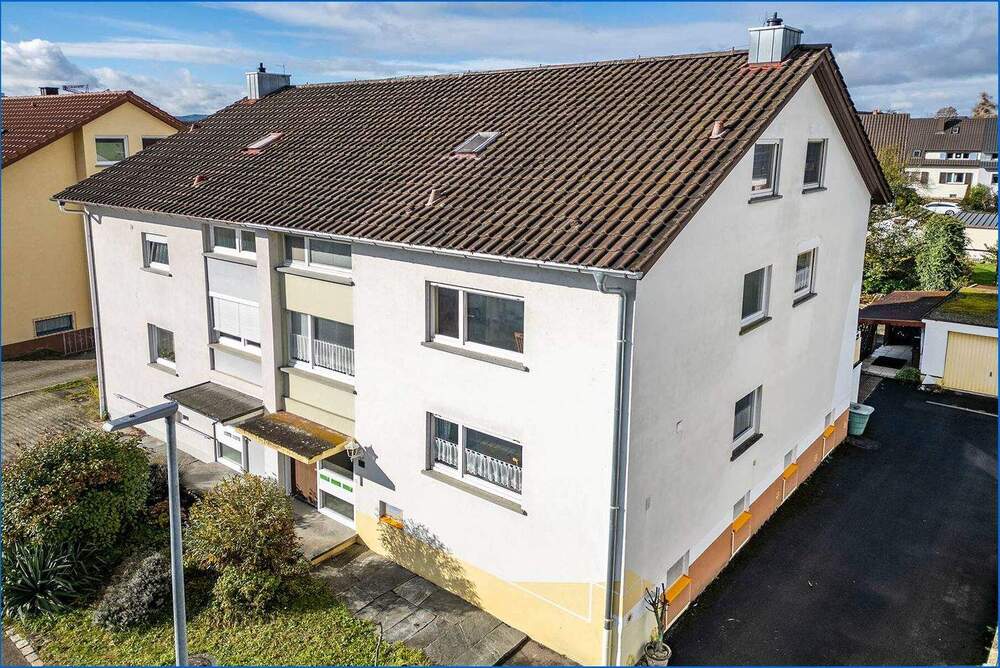 Thumbnail-Radolfzell-ALTBOHL: großzügiges, gepflegtes Haus m. schönem Grundstück u. GarageStellpl.Bezugsfrei