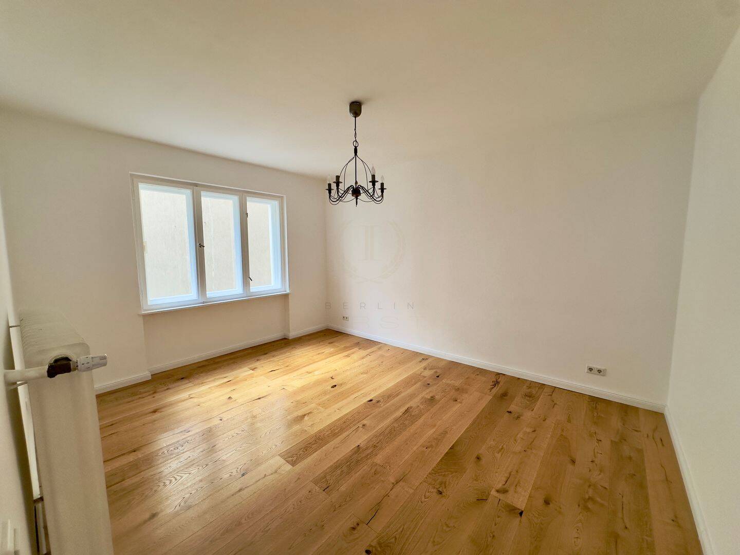 Thumbnail-Bezugsfrei! Helle 4 Zimmerwohnung in bester Lage
