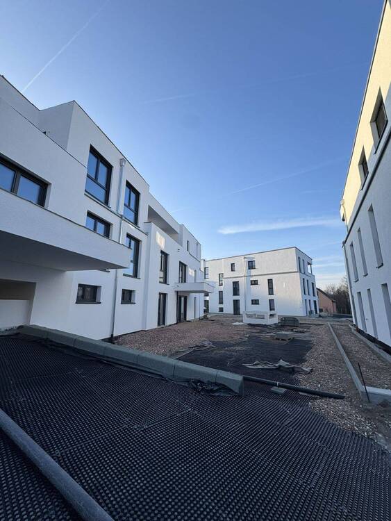 Thumbnail-4 Zimmer Wohnung mit Garten