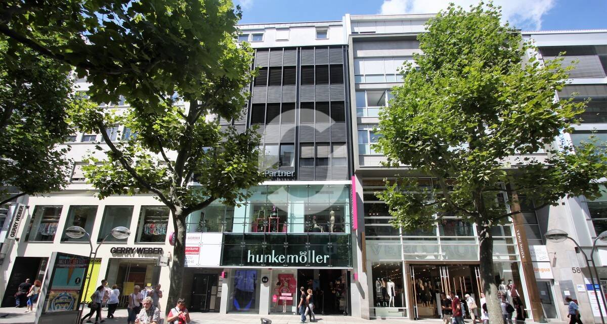 Thumbnail-Attraktive Bürofläche in Top-Lage auf der Königstraße mit 2 Balkonen zu vermieten!