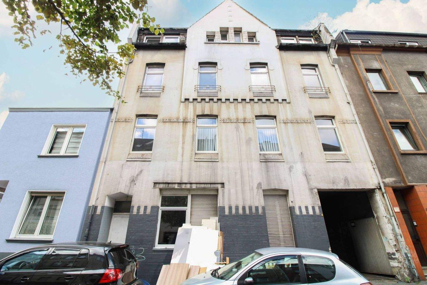 Thumbnail-Mehrfamilienhaus in Duisburg-Marxloh - 4 geteilte Einheiten mit Potenzial