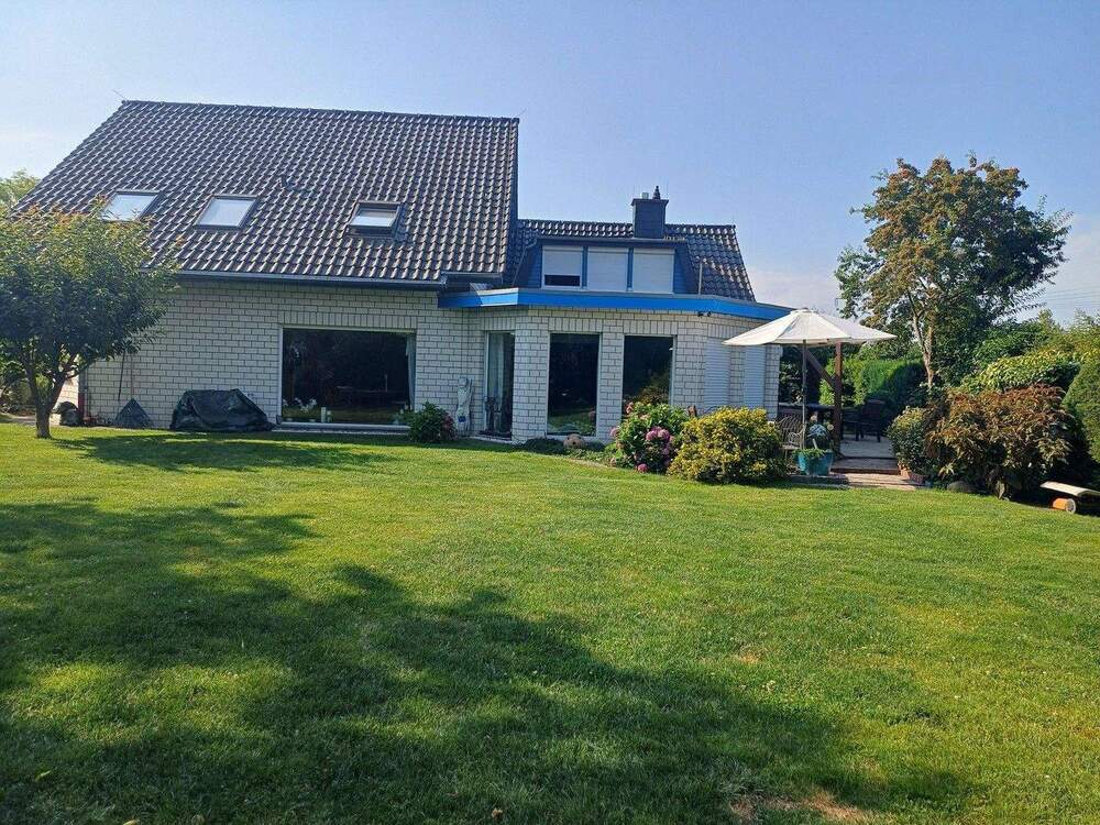 Thumbnail-Schönes Architektenhaus am Stadtrand von Leipzig