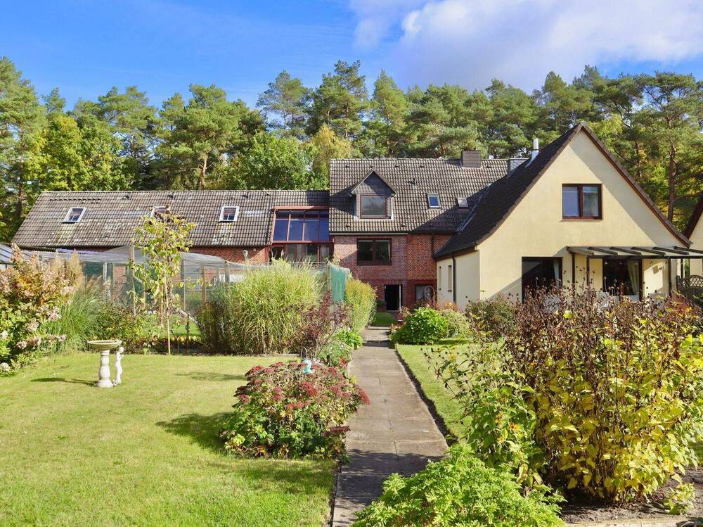 Thumbnail-Vielseitiges Wohnensemble mit großem Grundstück & Platz für Familie, Tiere u. Arbeit