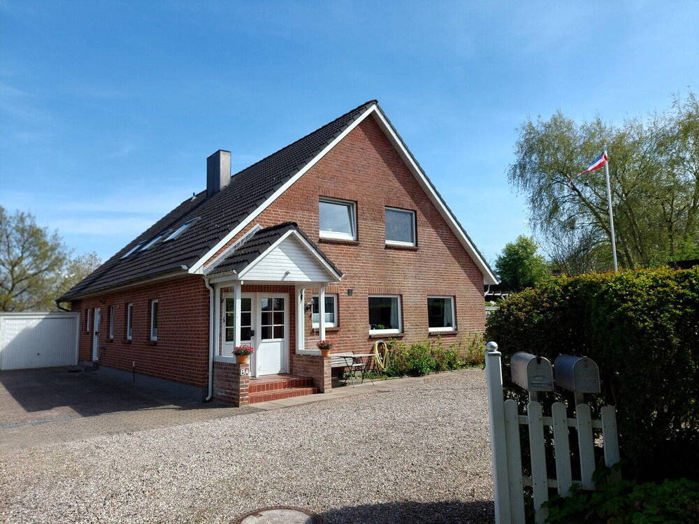 Thumbnail-Einfamilienhaus mit separater Einliegerwohnung