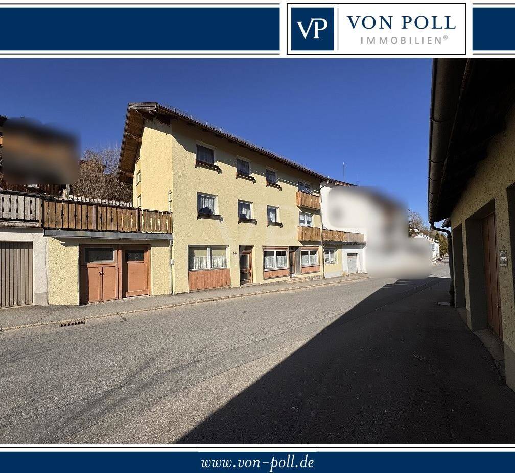 Thumbnail-Geräumiges Wohn- und Geschäftshaus mit 6 Garagen