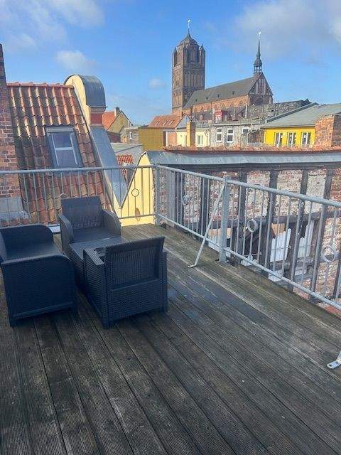 Thumbnail-3-RWG mit Balkon und außergewöhnlichem Charakter inmitten der Altstadt!