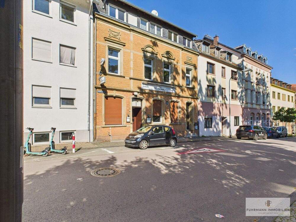 Thumbnail-Investitionsobjekt: Mehrfamilienhaus mit Gastronomie in Alt-Saarbrücken