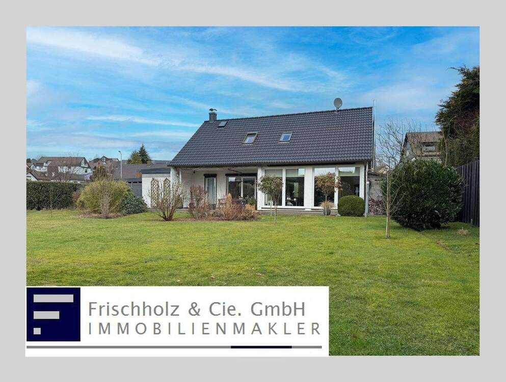 Thumbnail-Exklusives Einfamilien-Haus in bevorzugter Wohnlage von Kierspe!