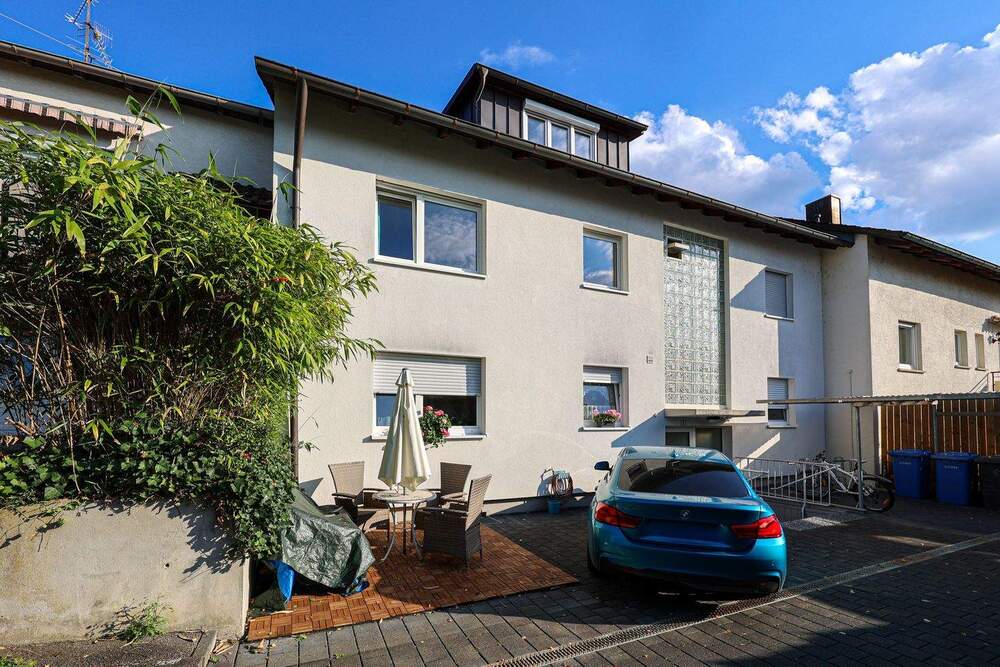 Thumbnail-Solides 5-Familienhaus mit Garten - gepflegt, vermietet und werthaltig