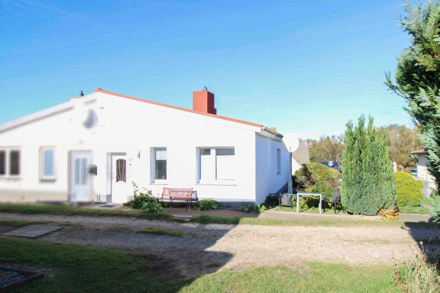 Thumbnail-Wohnen, wo Rügen am ursprünglichsten ist - 3-Zi.-DHH + Bungalow mit Garten in Mönchgut-Gager