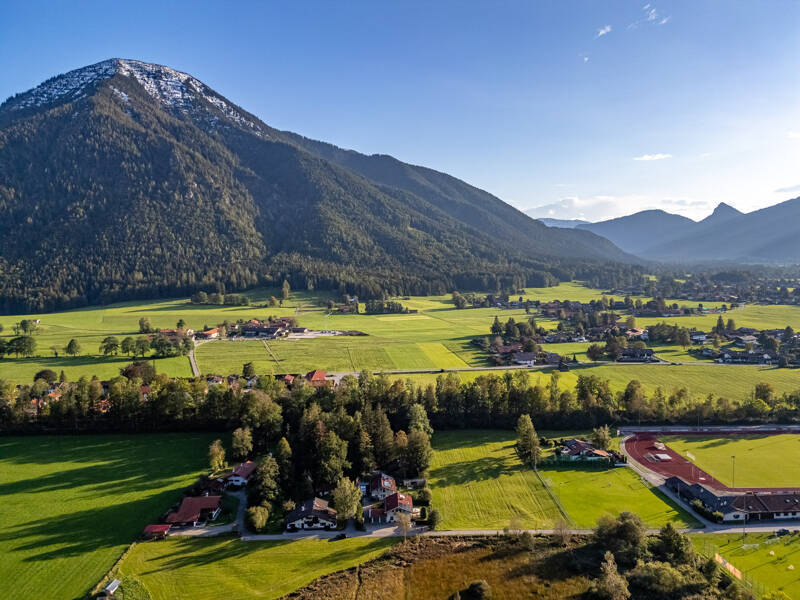 Thumbnail-Platz für Großes - Grundstück mit Genehmigung als Sportstätte