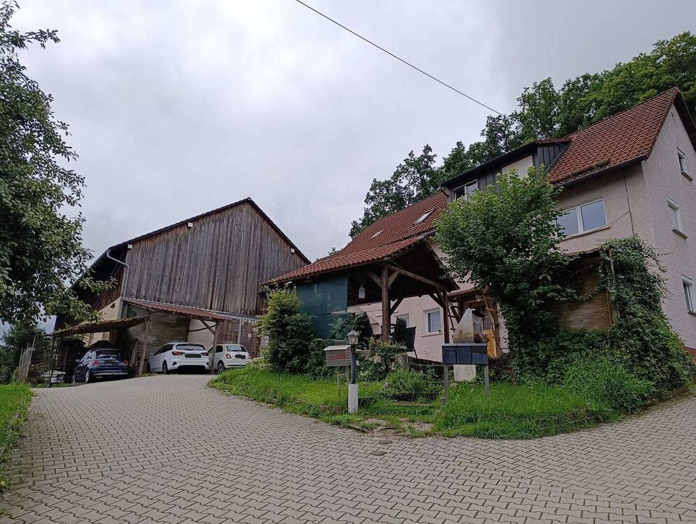 Thumbnail-Zweifamilienhaus mit Scheune Gewerbe, ehem. Landwirtschaft