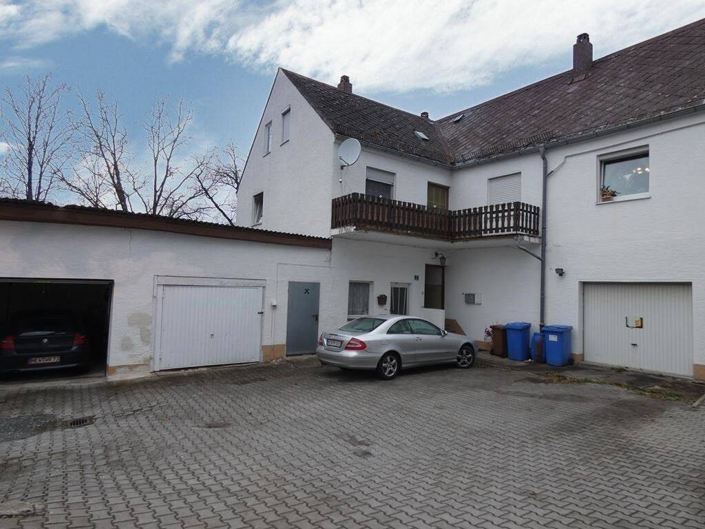 Thumbnail-Mehrfamilienhaus mit Entwicklungspotenzial - 4 Wohneinheiten, teilweise vermietet