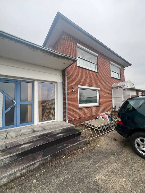 Thumbnail-Gewerbeobjekt mit separatem Betriebsleiterhaus