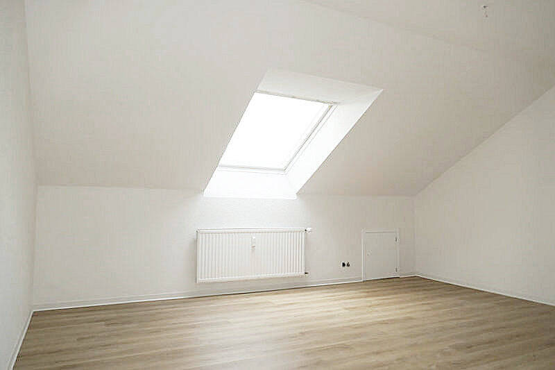 Thumbnail-Modernisierte Dachgeschosswohnung in Bielefeld-Theesen!