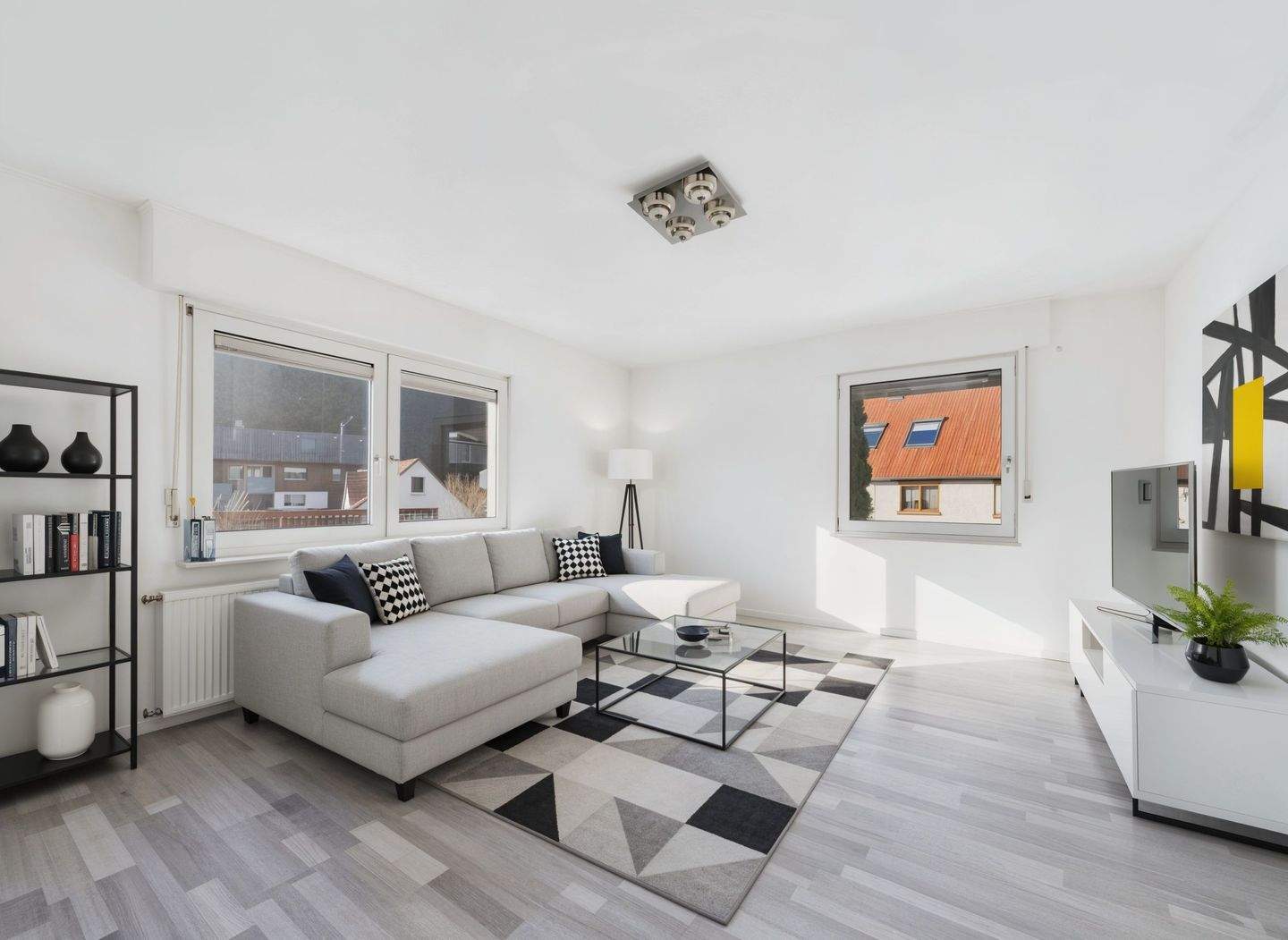 Thumbnail-4,5-Zimmer-Wohnung in Uhingen - frisch renoviert, perfekte Raumaufteilung, große Loggia