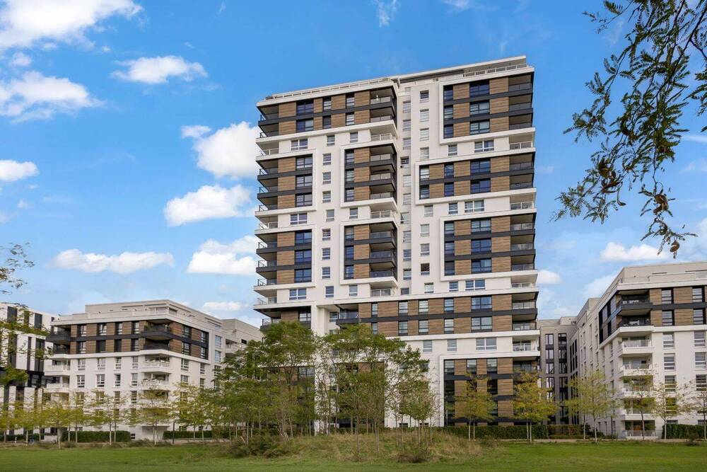 Thumbnail-Pandion le Grand: 3-Zimmer-Wohnung in Pempelfort mit Parkblick & Westausrichtung