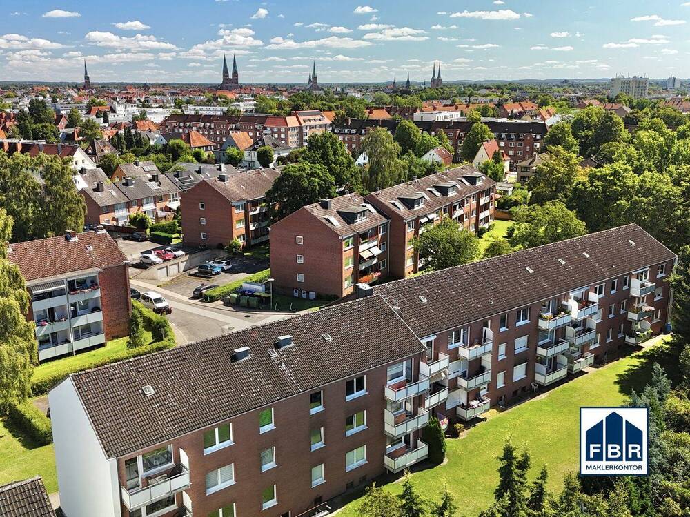Thumbnail-Frisch modernisierte Etagenwohnung mit Balkon in Lübeck-Sankt Lorenz Nord