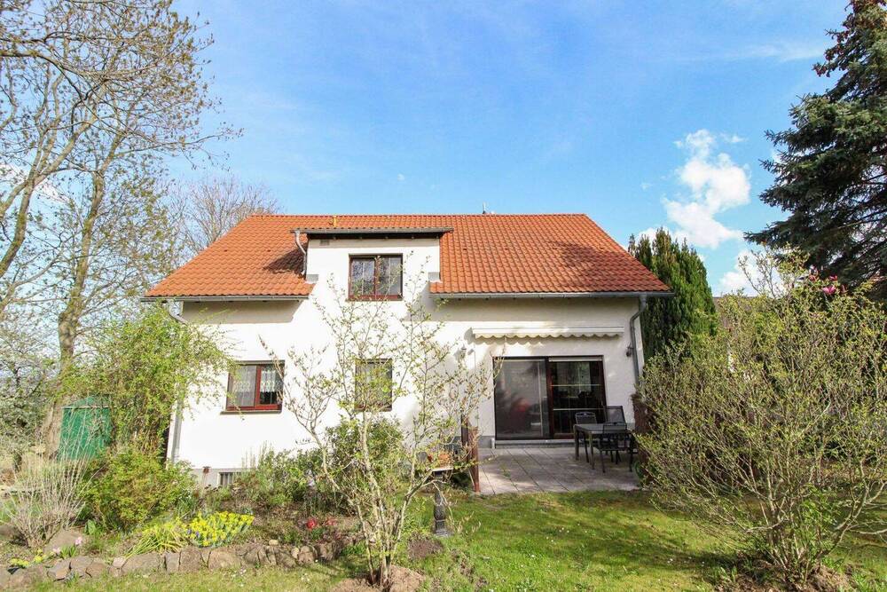 Hausansicht vom Garten