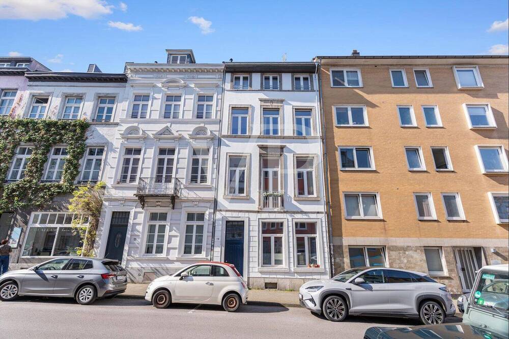 Thumbnail-Denkmalgeschütztes Mehrfamilienhaus mit Stil in gefragter Lage