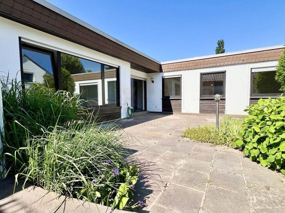 Thumbnail-WALLAU: SCHÖNER BUNGALOW IN EXKLUSIVER FELDRANDLAGE