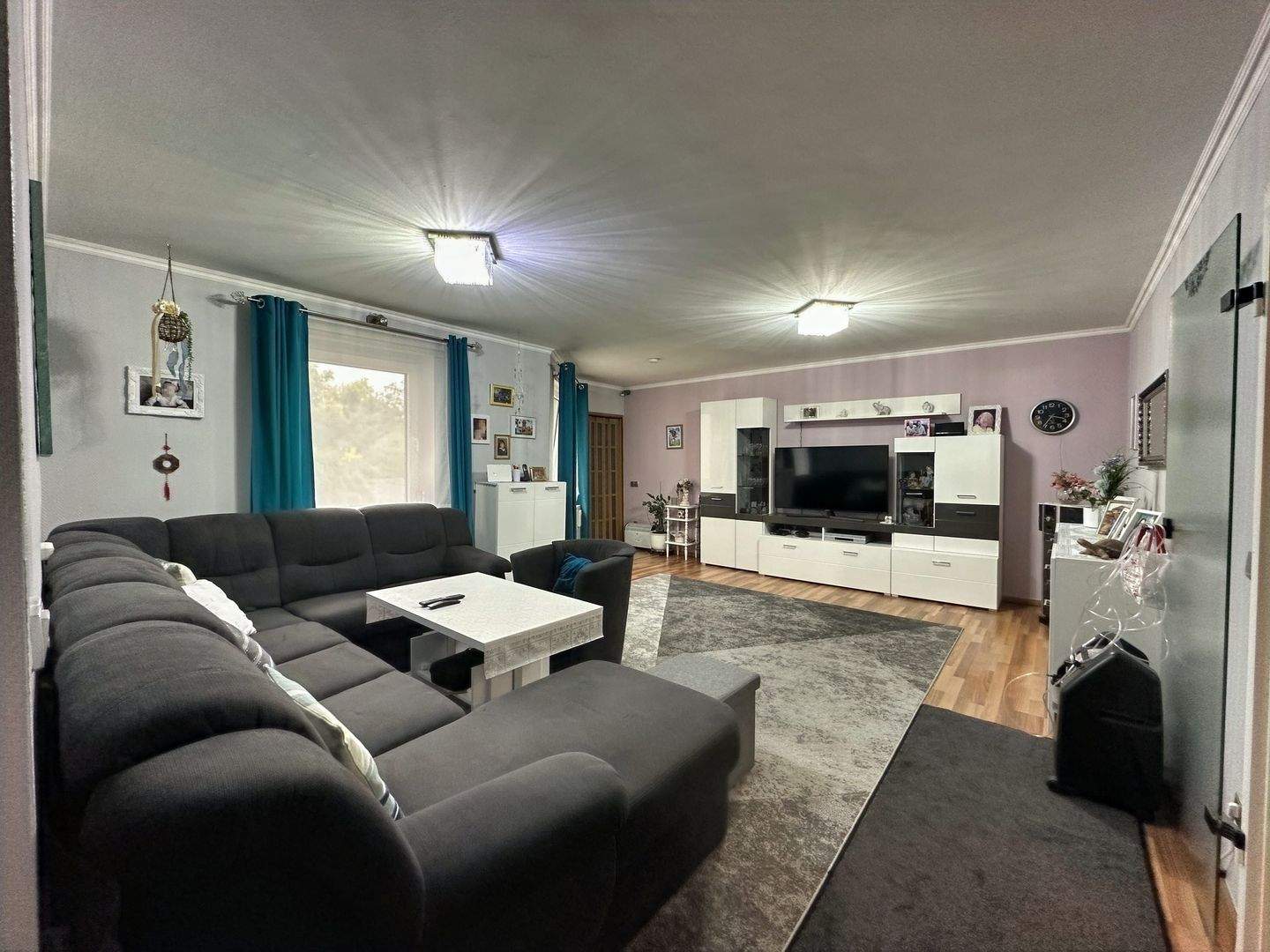 Thumbnail-renovierte 3 Zimmer Wohnung, vollmöbliert