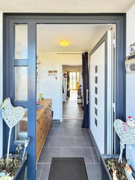 Thumbnail-Top-sanierte (in 2019) 3-Zimmer-Wohnung auf Erbpacht in Hannover-Ledeburg - Einziehen & Wohlfühlen