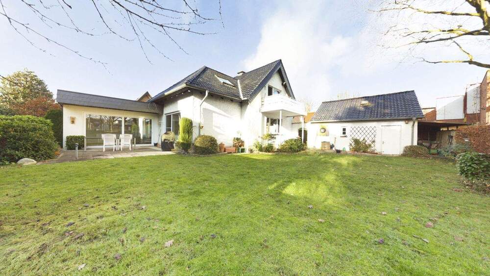 Thumbnail-Exklusives Ein- oder Zweifamilienhaus in Gütersloh