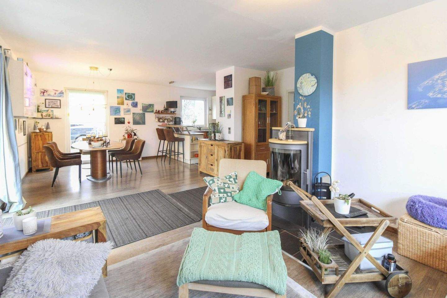 Thumbnail-Familientraum: 5-Zimmer EFH mit riesigem Garten und Erdwärmepumpe (Energieklasse B)