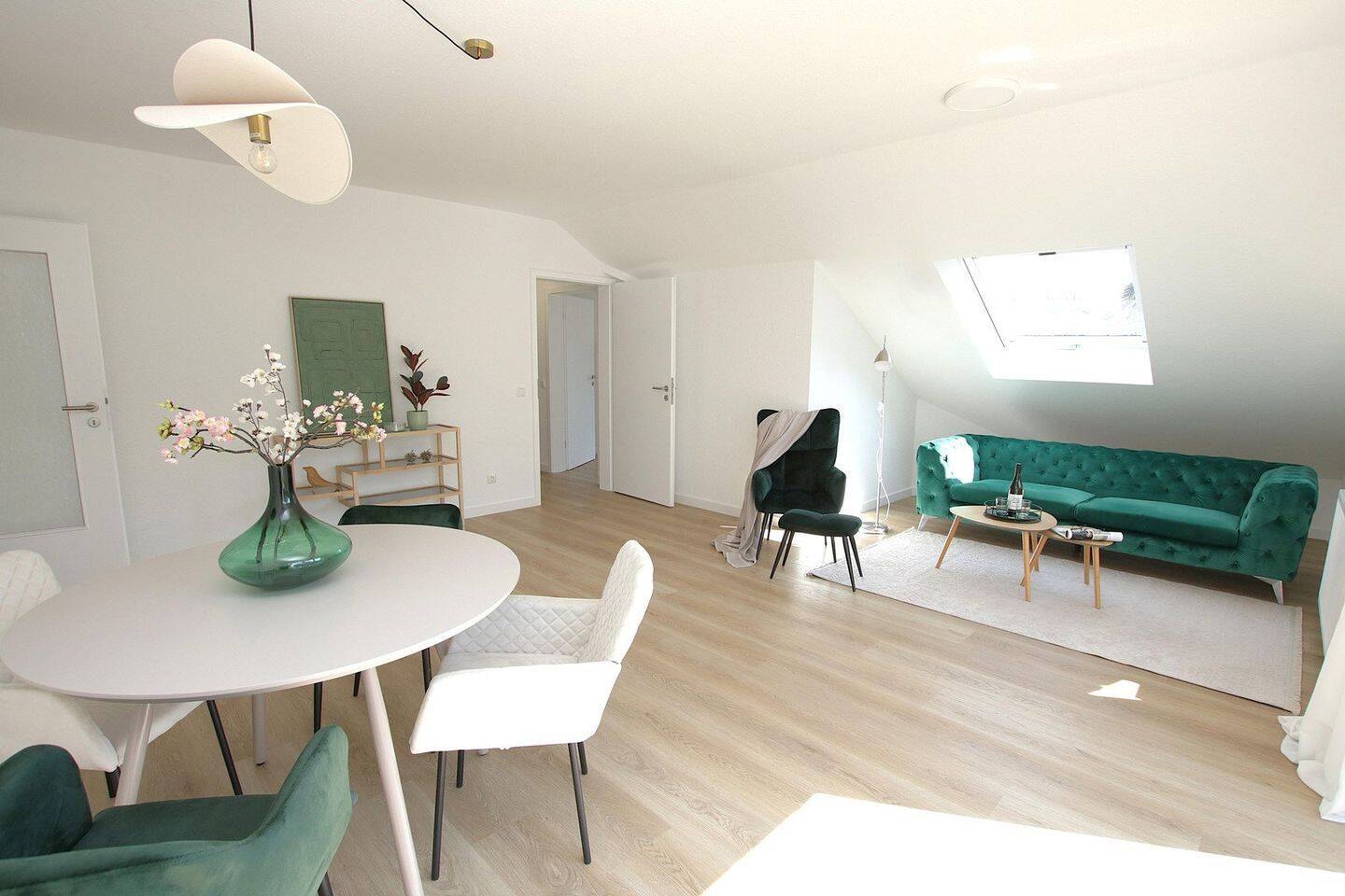 Thumbnail-Provisionsfrei: Sanierte 3-Zimmer-Wohnung in Marburg-Marbach | sofort frei
