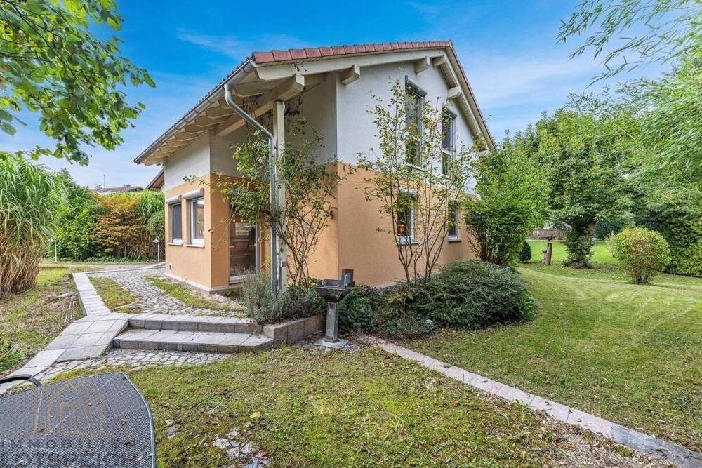 Thumbnail-Wohnen auf großem Grundstück in idyllischer Umgebung