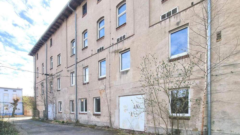 Thumbnail-Großes Grundstück mit Baugenehmigung zum sofortigen Baubeginn für 35 ETW & 6 GE in 1A Lage