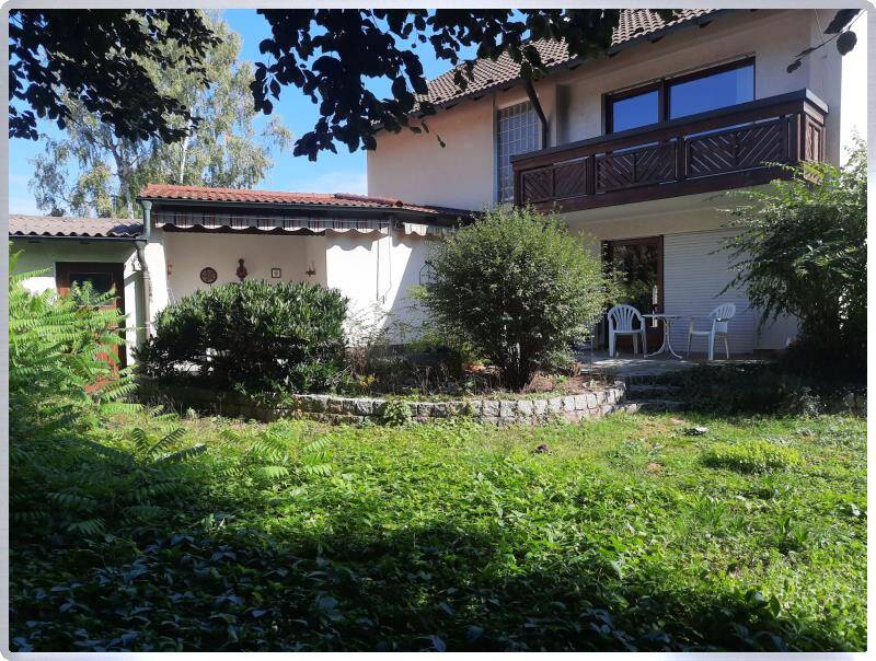 Thumbnail-großzügiges Einfamilienhaus in begehrter, ruhiger Lage von Alt-Erlangen