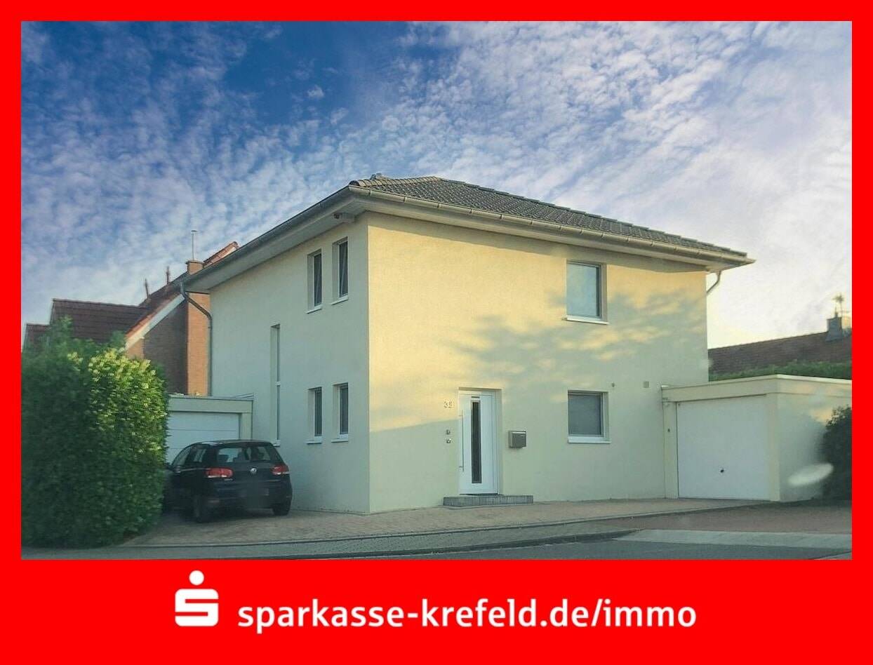 Thumbnail-Freistehendes Einfamilienhaus mit zwei Garagen