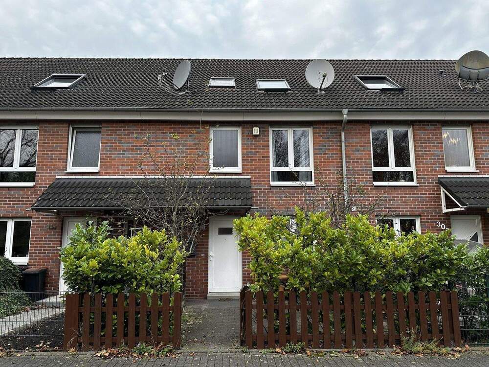 Thumbnail-Möbliertes Reihenhaus mit Garten & Stellplatz in Köln Ossendorf zu vermieten!