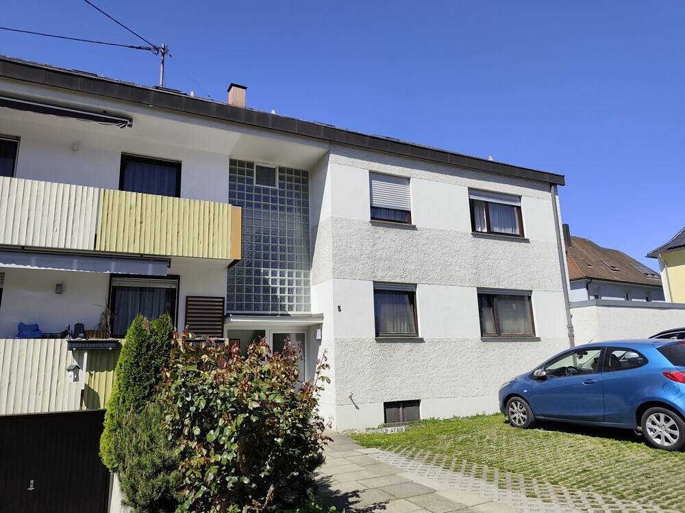Thumbnail-San.bedürftige 3,5 Zi.Wohnung mit Balkon zusätzlichem Hobbyraum und Garage
