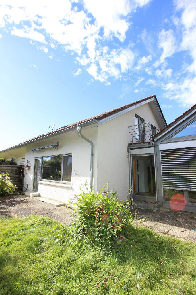 Thumbnail-Doppelhaushälfte in ruhiger Lage mit Wintergarten