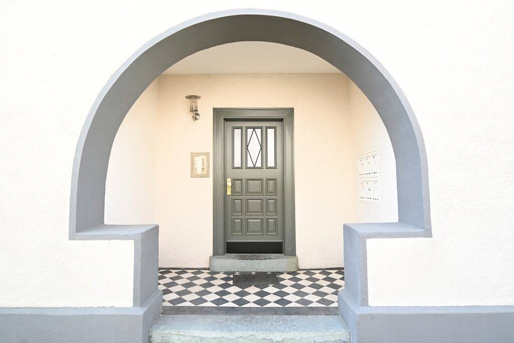 Thumbnail-Als möbliertes Wohnkonzept voll vermietetes 6-Parteienhaus in zentraler Lage von Opladen * Modernisierter Altbaucharme