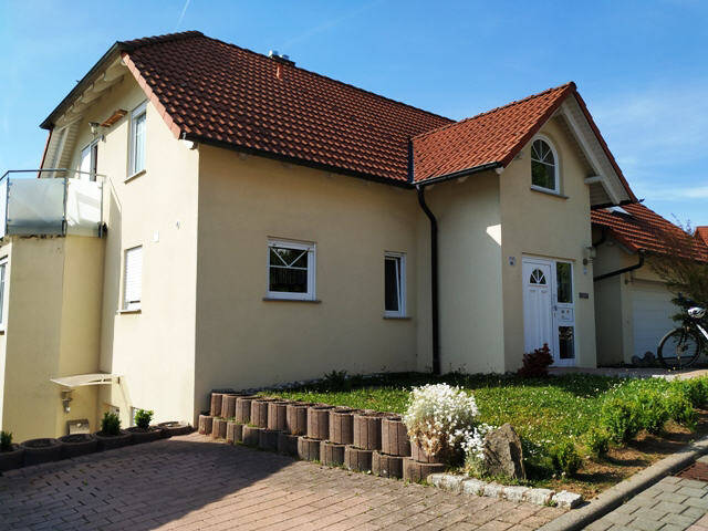 Thumbnail-Einfamilienhaus mit Einliegerwohnung im bevorzugten Wohngebiet 