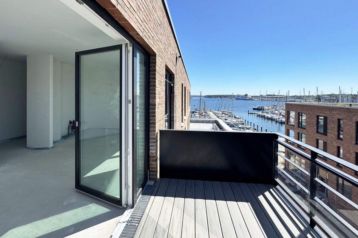 Thumbnail-Erstbezug; Großzügige Neubauwohnung mit Blick auf die Trave