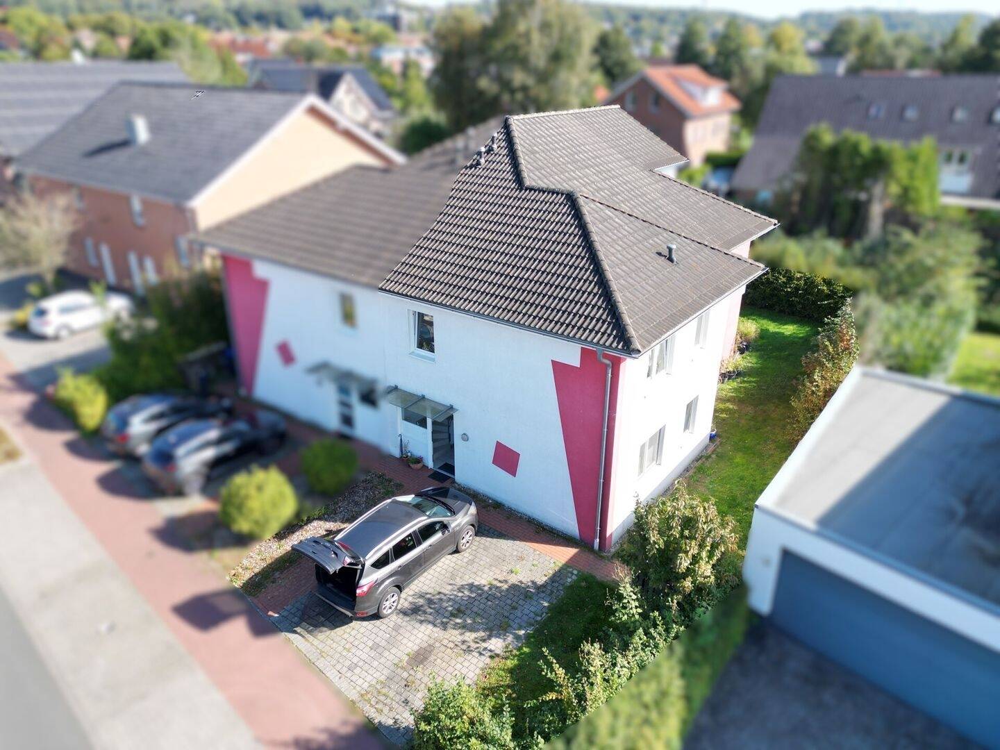 Thumbnail-Top gepflegte Doppelhaushälfte mit zwei Einheiten - Investition und Wohnchance in einem