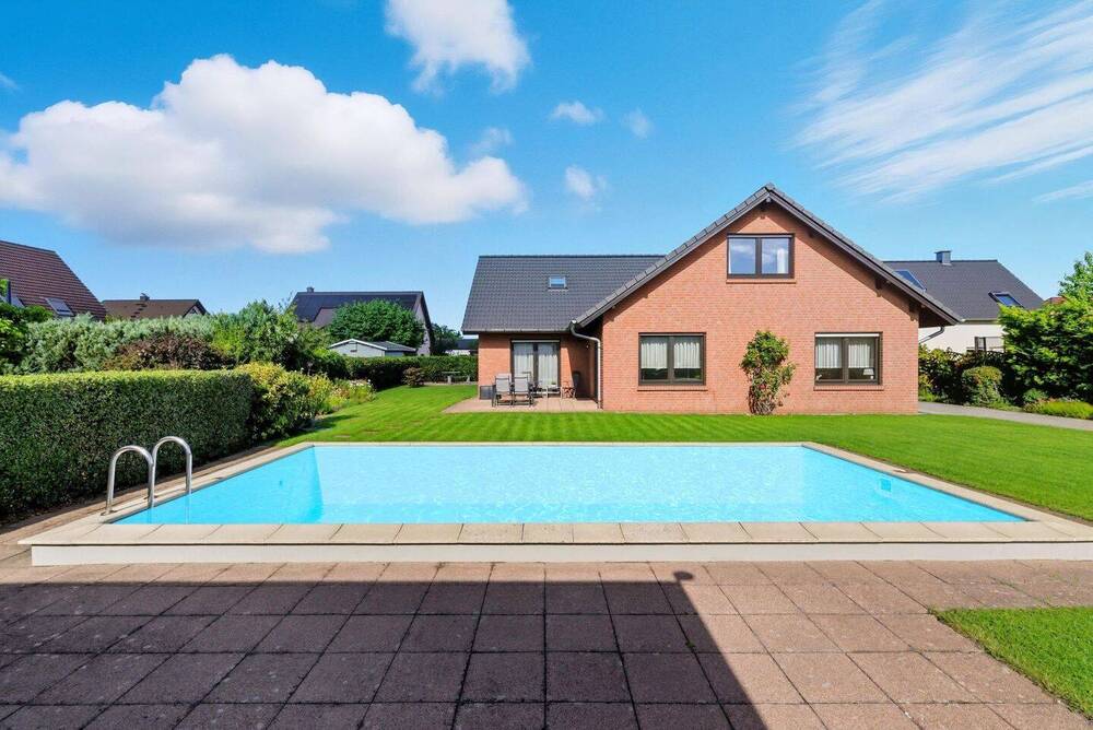 Thumbnail-Traumhaus in Sielow mit Pool und weitläufigem Garten - Wohnen, Entspannen, Wohlfühlen