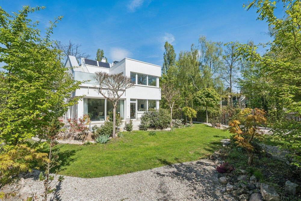 Thumbnail-Zeitlose Architektur mit höchster Energieeffizienz