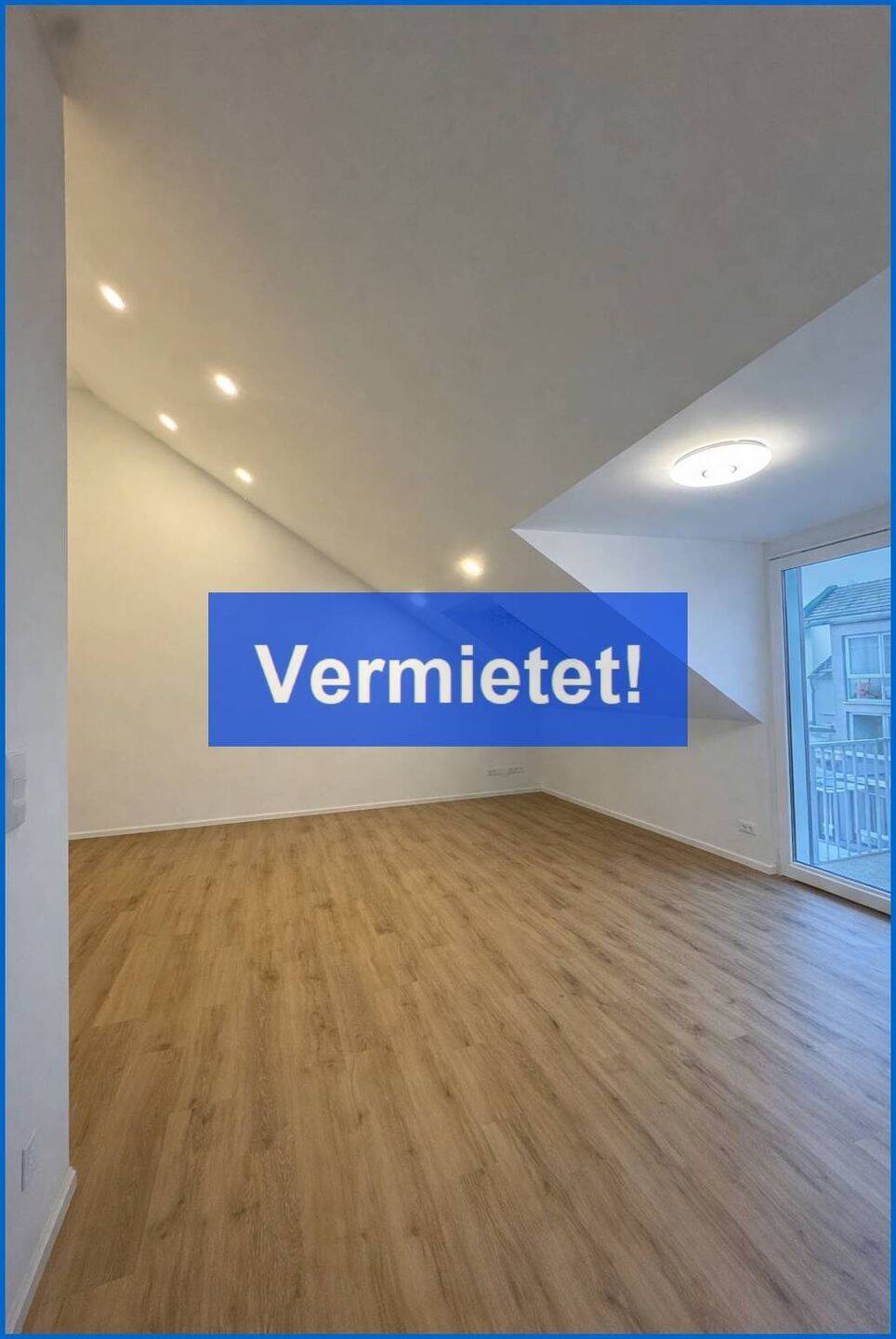 Thumbnail-Traumhafte Dach-Whg. mit Aufzug und Balkon- mit Carport und hochwertiger EBK!