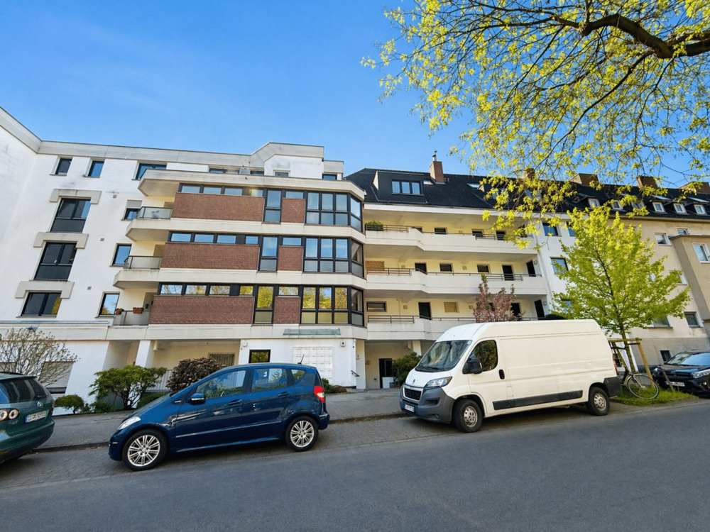Thumbnail-Ruhige & Zentrale 3-Zimmer-Wohnung in Bestlage mit Balkon, Aufzug & TG-Stellplatz!