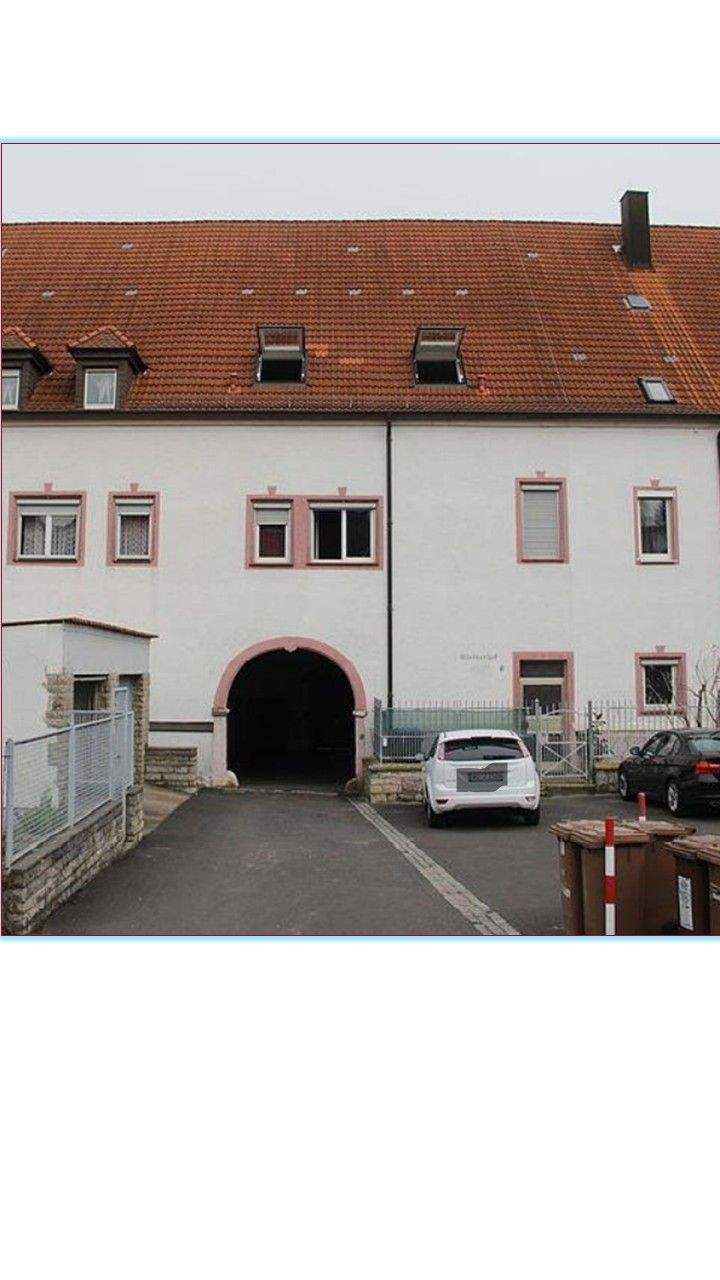 Thumbnail-2 FMHim historischen Klosterhof