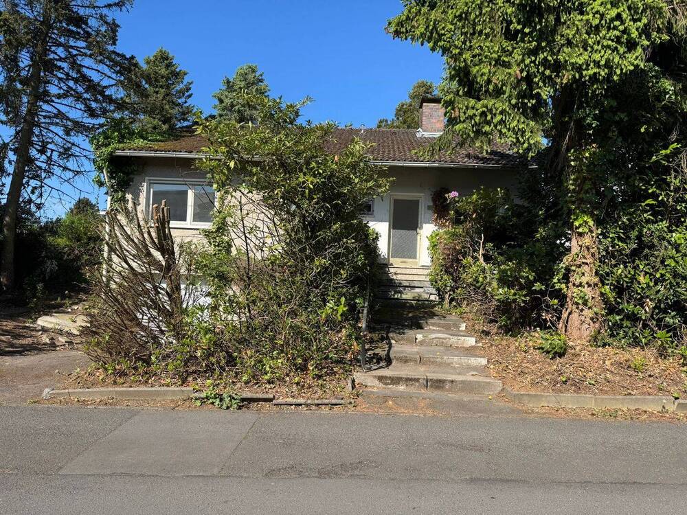 Thumbnail-Freistehender Bungalow im Dornröschenschlaf in bevorzugter Wohnlage von Bad Honnef-Aegidienberg