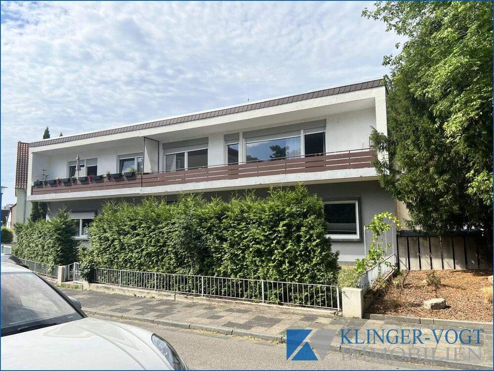 Thumbnail-** Mehrfamilienhaus ** 4 modernisierte Wohnungen auf 2 Etagen & 4 Einzelgaragen